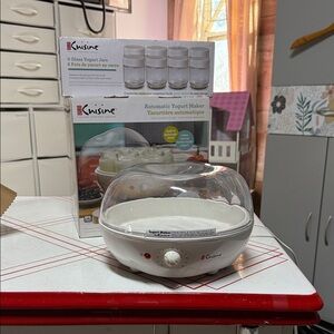 White Automatic Yogurt Maker